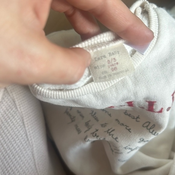 Zara Baby Familia Definition Sweatshirt 2/3Y - Picture 3 of 3